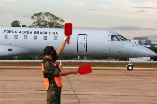 Exclusivo: FAB empregou chefe de milícia do ES por quase dois anos