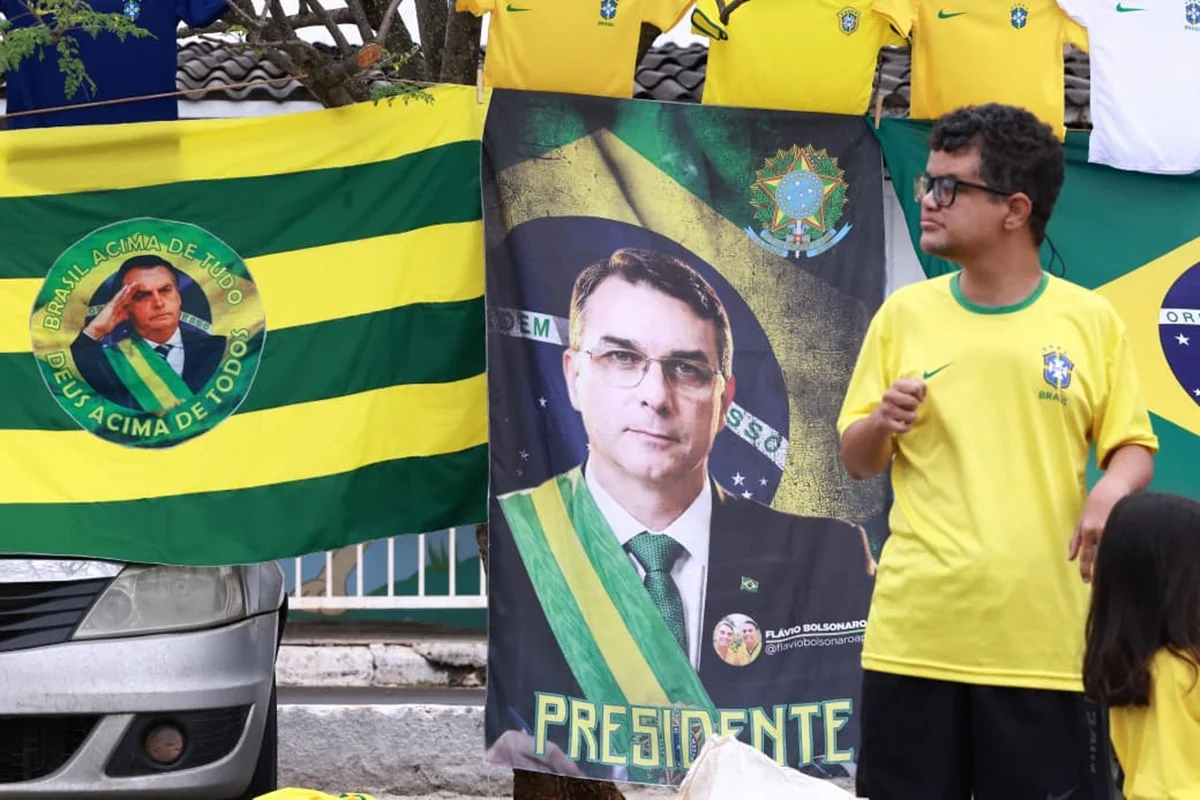 A concentração da “Motociata da Liberdade” reúne apoiadores da governadora do Distrito Federal e candidata à reeleição, Celina Leão (PP), na manhã deste sábado (3), na Granja do Torto.
Local: Granja do Torto, Brasília (DF) A concentração da “Motociata da Liberdade” reúne apoiadores da governadora do Distrito Federal e candidata à reeleição, Celina Leão (PP), na manhã deste sábado (3), na Granja do Torto.
Local: Granja do Torto, Brasília (DF)