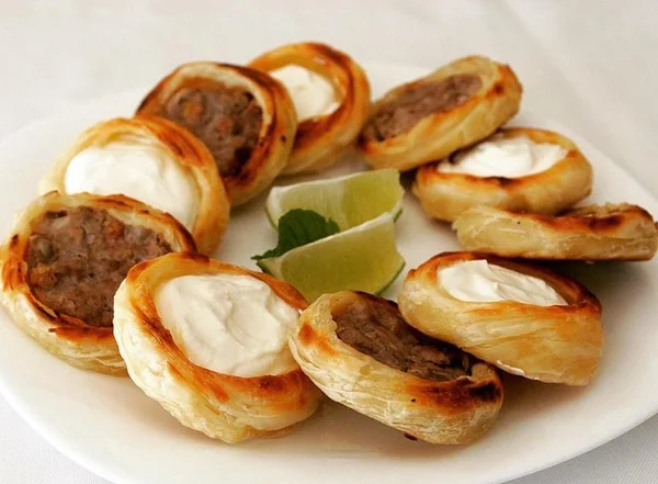 Lagash Mediterranee mantém tradição da ótima comida árabe