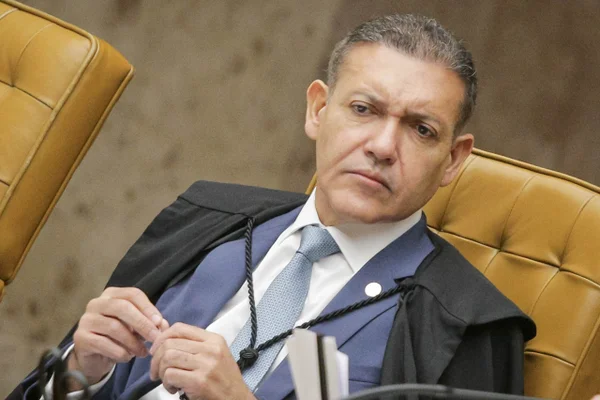 Nunes Marques será relator do pedido de anulação da condenação de Bolsonaro