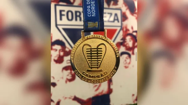 Imagem colorida da medalha de campeão da Copa do Nordeste