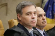 Tabet ironiza repercussão de post sobre Flávio: “Perdão, família miliciana” - imagem 3 Tabet ironiza repercussão de post sobre Flávio: “Perdão, família miliciana” - imagem 3