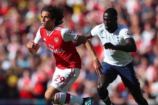 Tottenham abre 2 x 0, mas Arsenal busca empate em casa no clássico