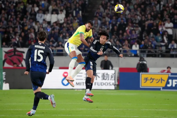 Apagão: Brasil toma três gols em 19 minutos e leva virada do Japão
