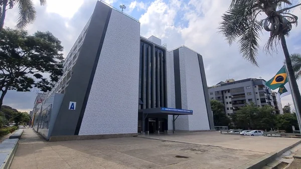 GDF anuncia 1 mil vagas para cursos de qualificação profissional