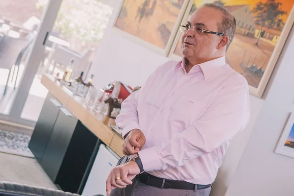 Quem é Ibaneis, o candidato que partiu do nada e conquistou 630 mil votos em 45 dias