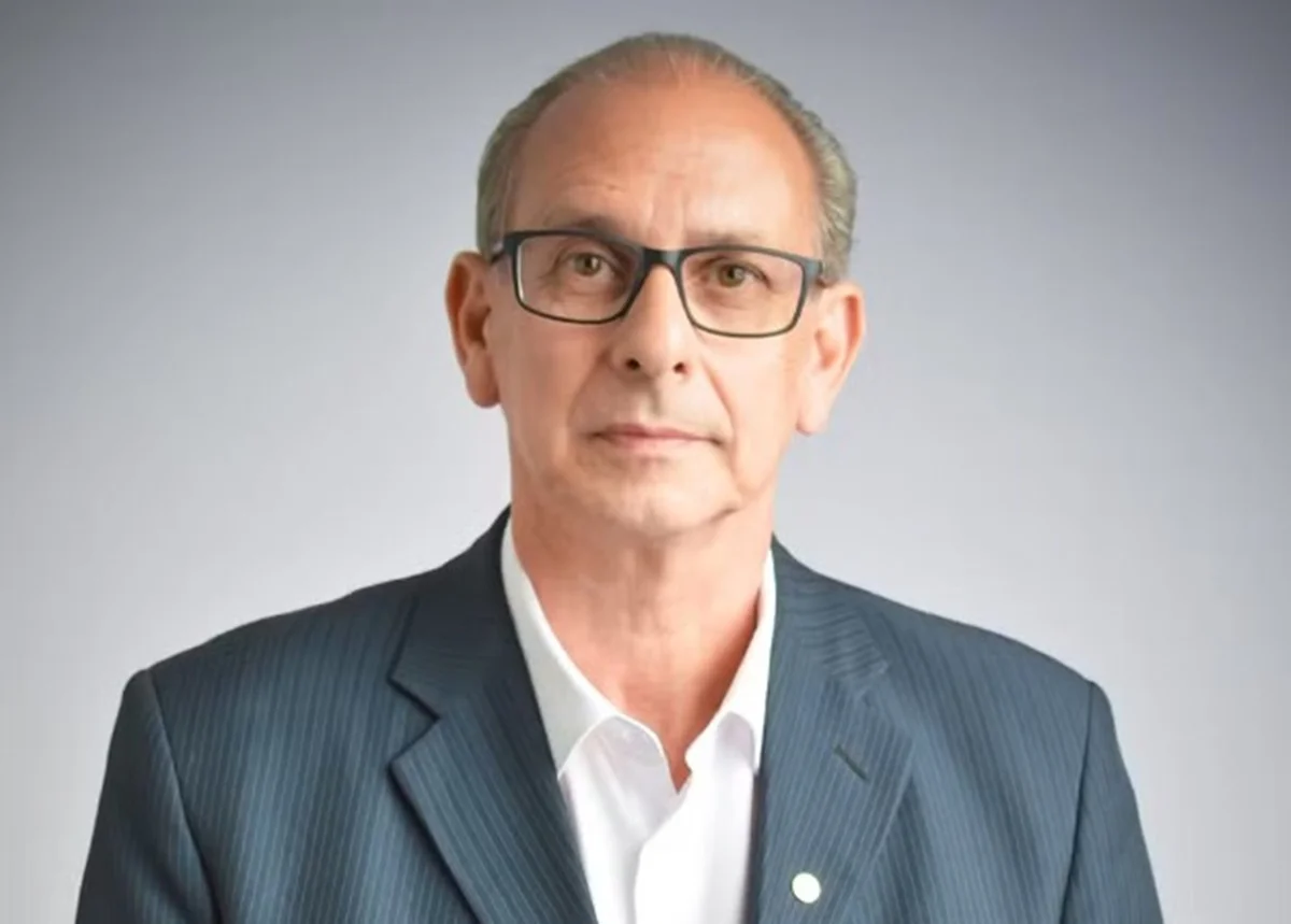 Aroldo Medina foi anunciado como vice de Renan Santos Aroldo Medina foi anunciado como vice de Renan Santos