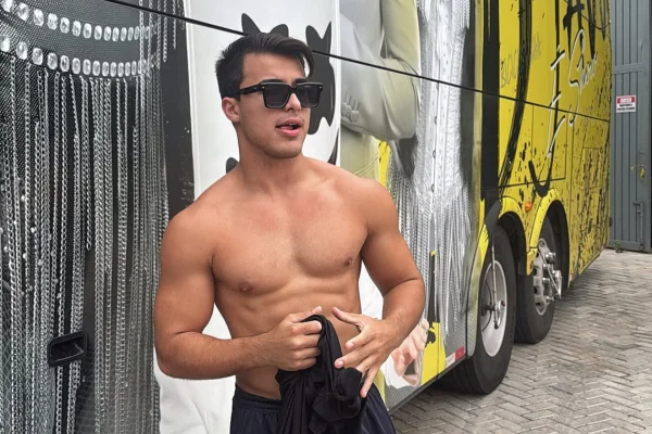 Ghabriel, vocalista da banda Djavú