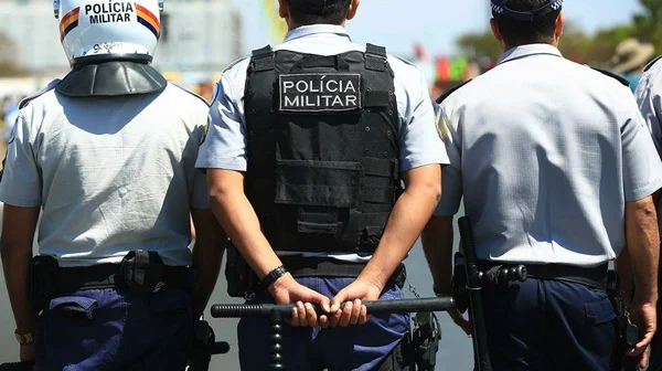 Van Dame é preso pela Polícia Militar na área central de Brasília