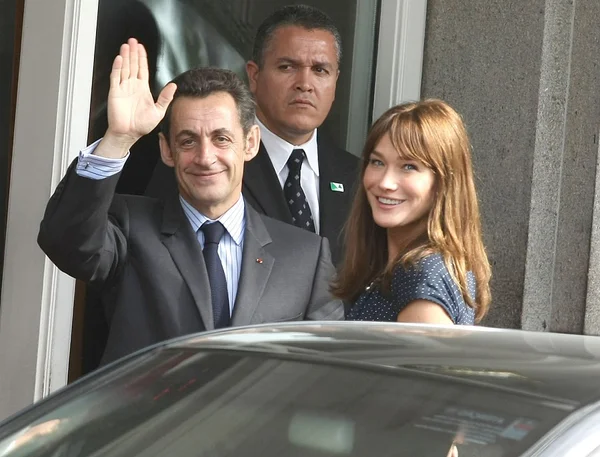 Partido conservador de Sarkozy obtém 40% dos votos em eleição regional na França