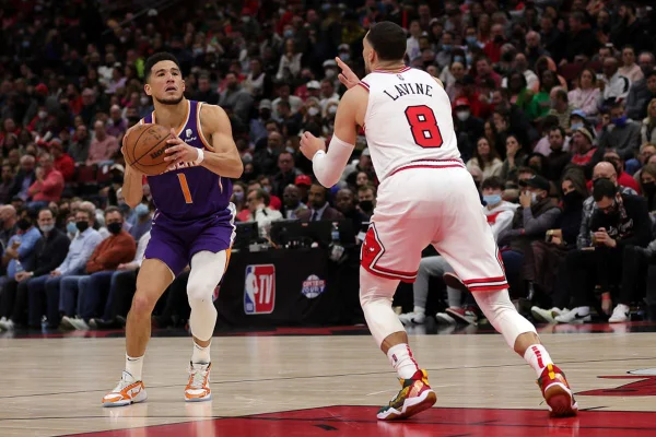 Devin Booker anota 38 pontos e ajuda Suns a superarem Bulls
