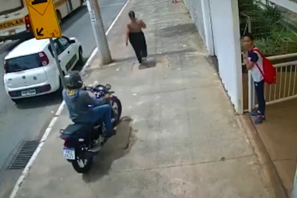 Motoboy mão-leve aterroriza pedestres na Candangolândia e Bandeirante