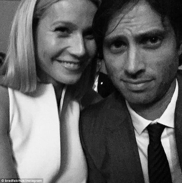 Gwyneth Paltrow assume namoro com produtor de Glee