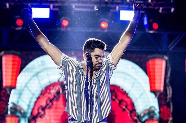 Cantor do hit Jenifer, Gabriel Diniz morre em acidente de avião
