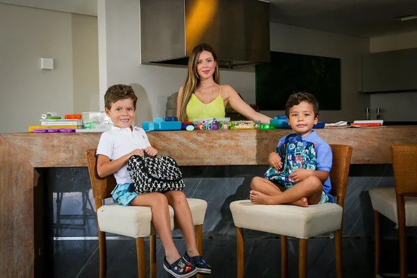 mãe dá dicas de como preparar lancheiras criativas