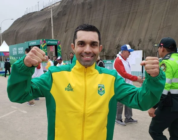 Pan: Magno Nazaret leva prata na prova do contrarrelógio no ciclismo