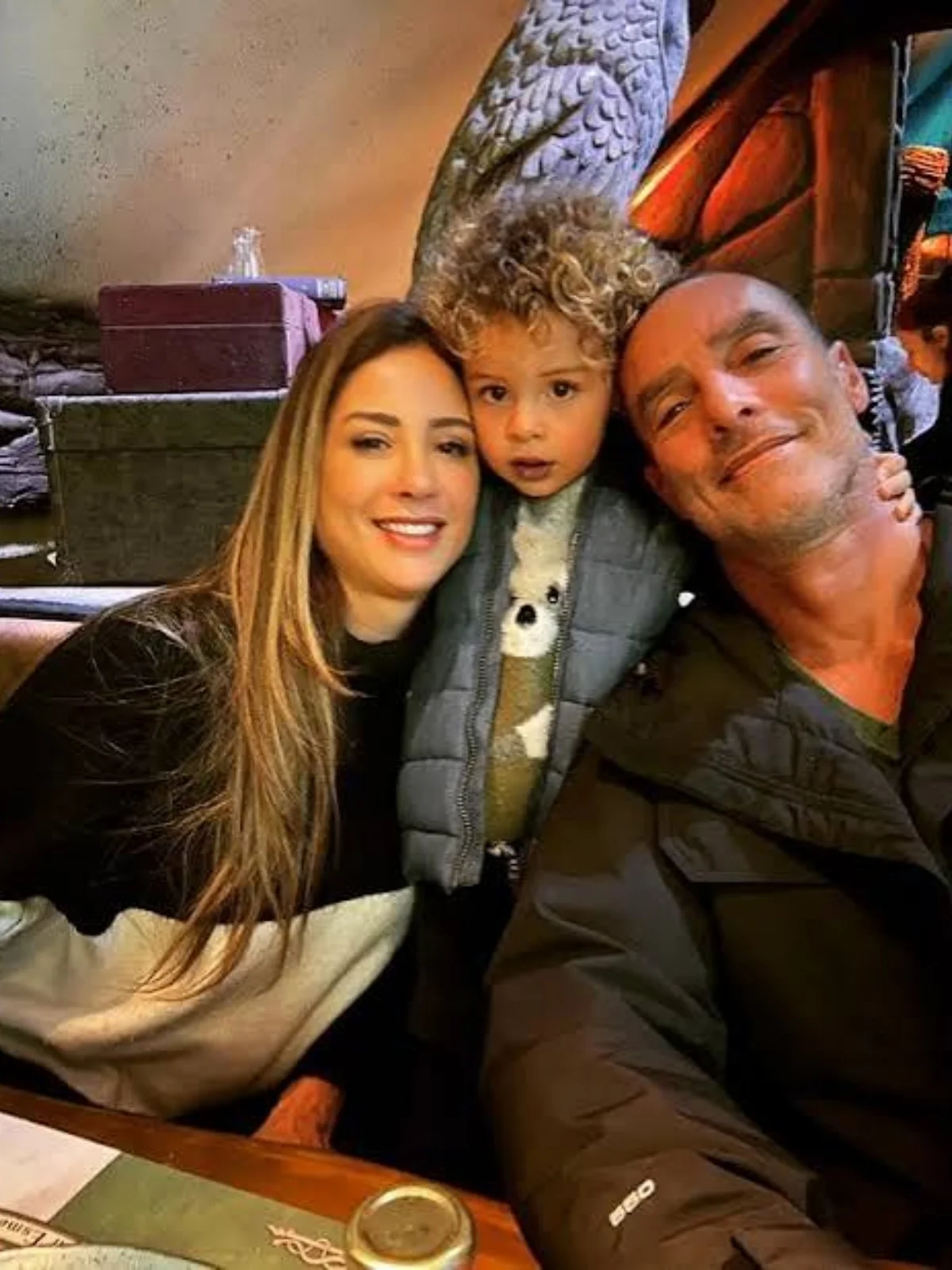 Elaine Quisinski e Paulo Zulu e o filho Kiron Elaine Quisinski e Paulo Zulu e o filho Kiron