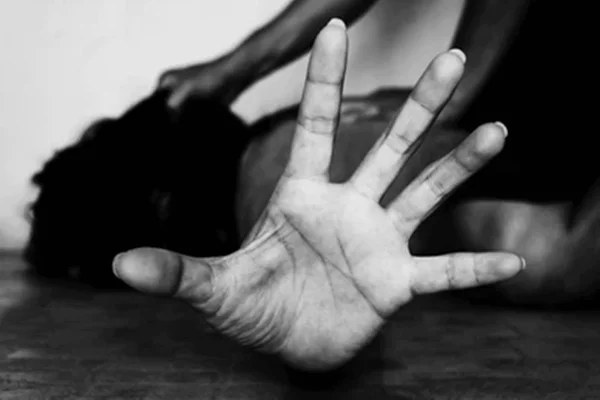 Dois homens são condenados por estuprar juntos mulher perdida no DF