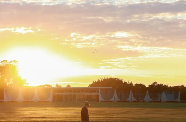 Acervo artístico se deteriora nos palácios do Planalto e da Alvorada
