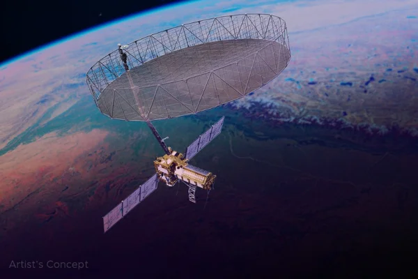 Foto colorida de satélite com antena recorde da NASA