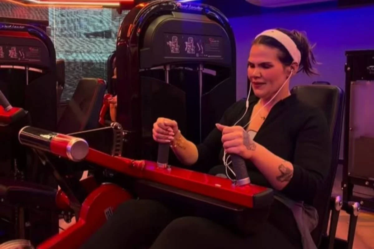 Thais Carla mostra sequência de treinos de glúteos após perder 101 kg