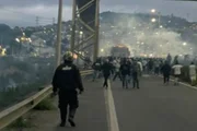 O trânsito na rodovia foi interrompido