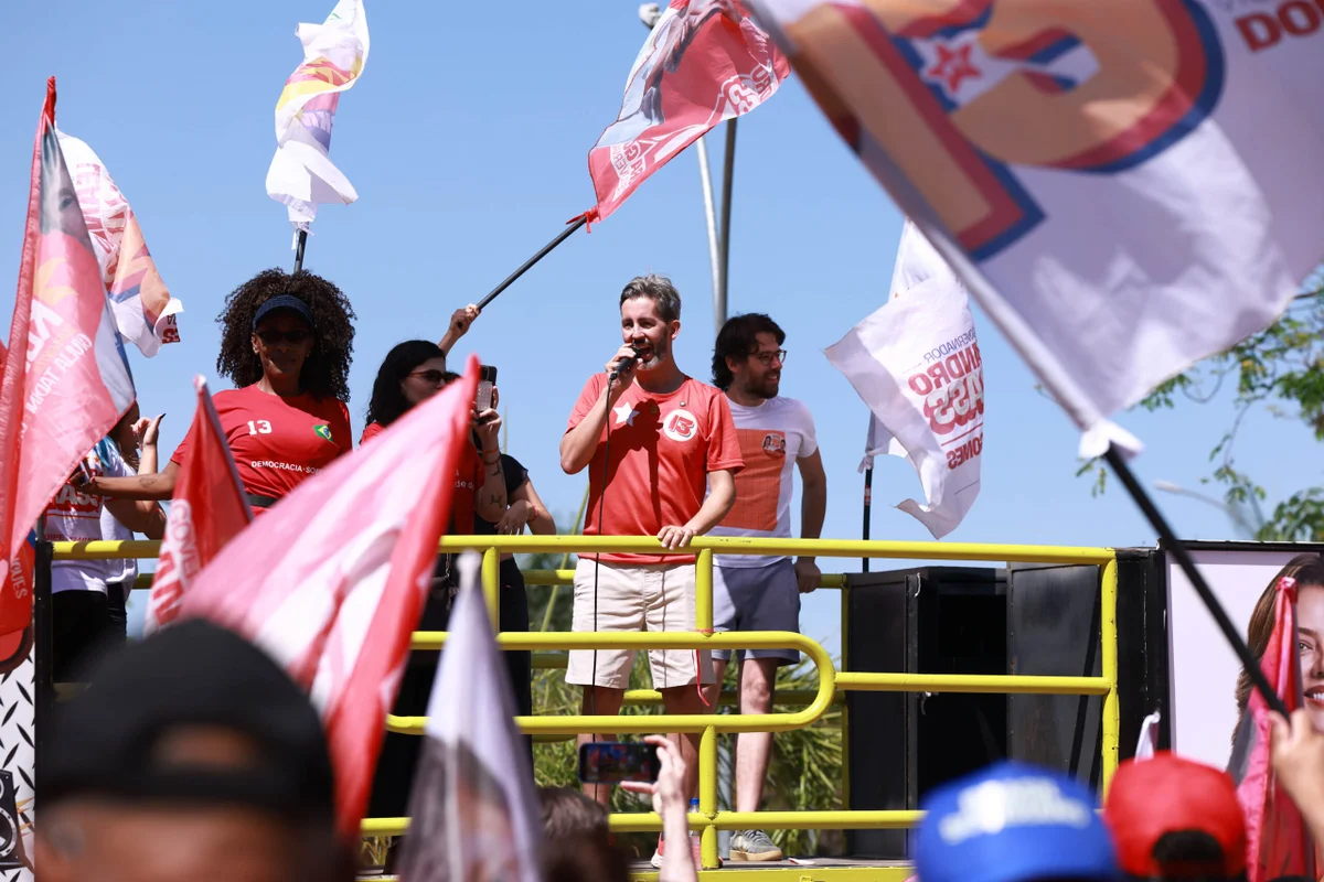 Leandro Grass anunciou um novo ato com o presidente Lula em Ceilândia Leandro Grass anunciou um novo ato com o presidente Lula em Ceilândia