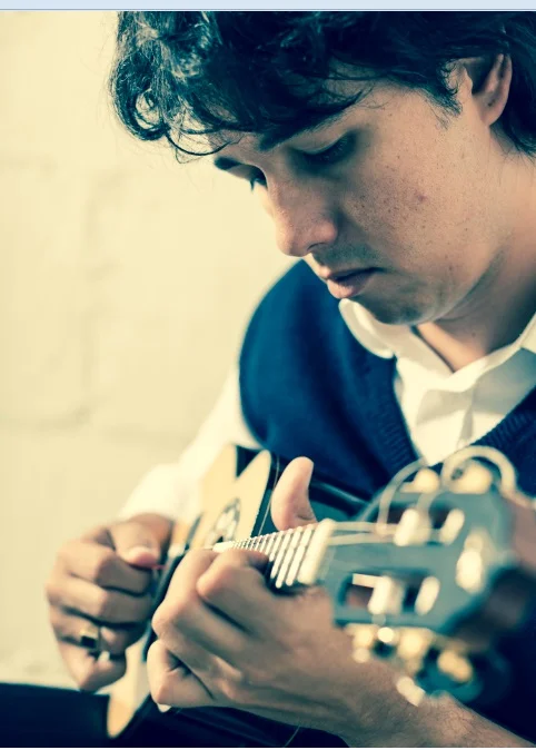 Léo Benon estreia projeto musical no Centro Cultural Brasília na sexta (18/9)