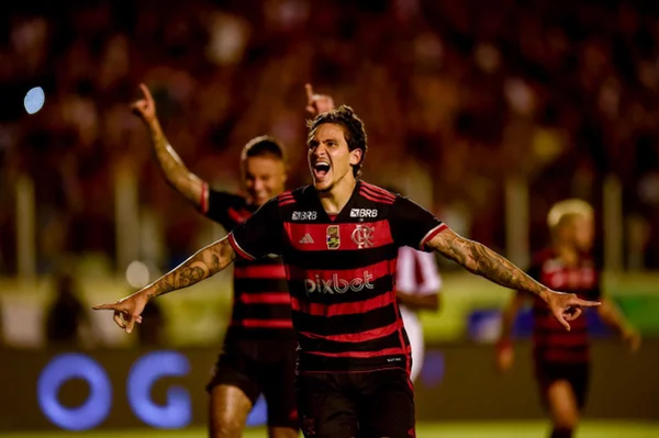 Pedro, do Flamengo - Metrópoles