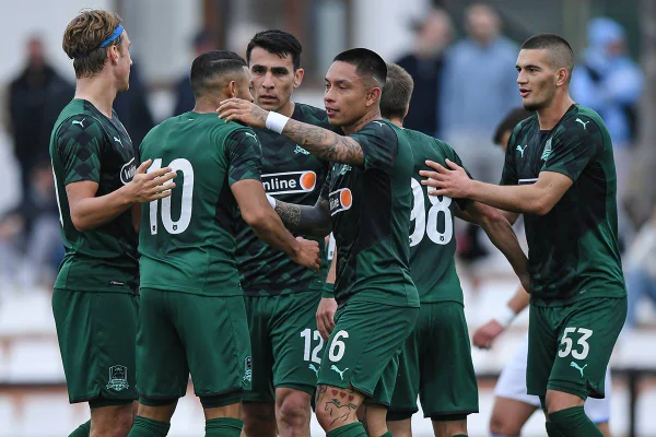 Clube russo libera jogadores estrangeiros