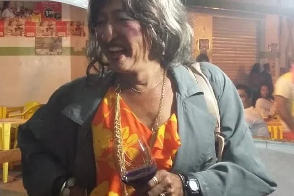 BA: polícia procura adolescente acusado de matar travesti de 62 anos