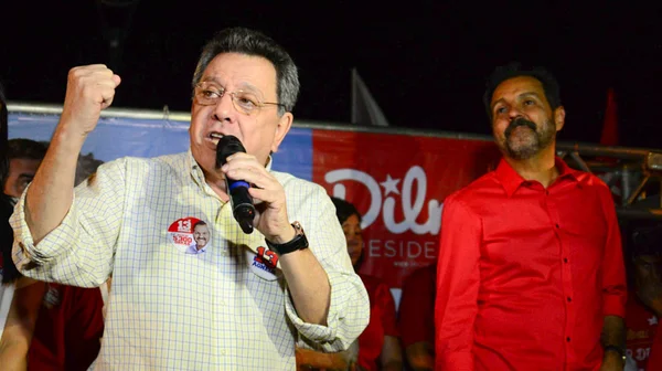 TSE absolve Filippelli, mas mantém Agnelo inelegível