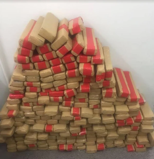Operação policial apreende 300 quilos de maconha no Gama