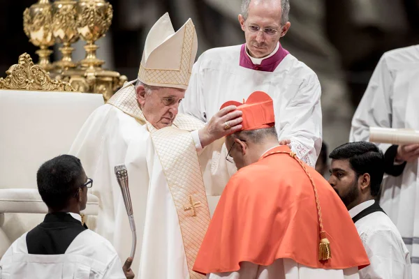 Papa Francisco com o Anel do Pescador - Metrópoles