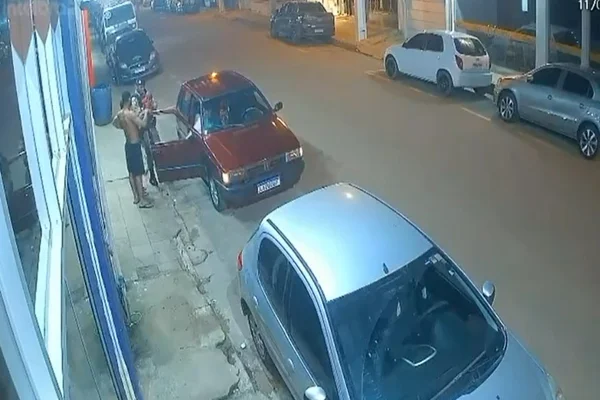 PM usa manobra de Heimlich e salva recém-nascido de engasgo em MG