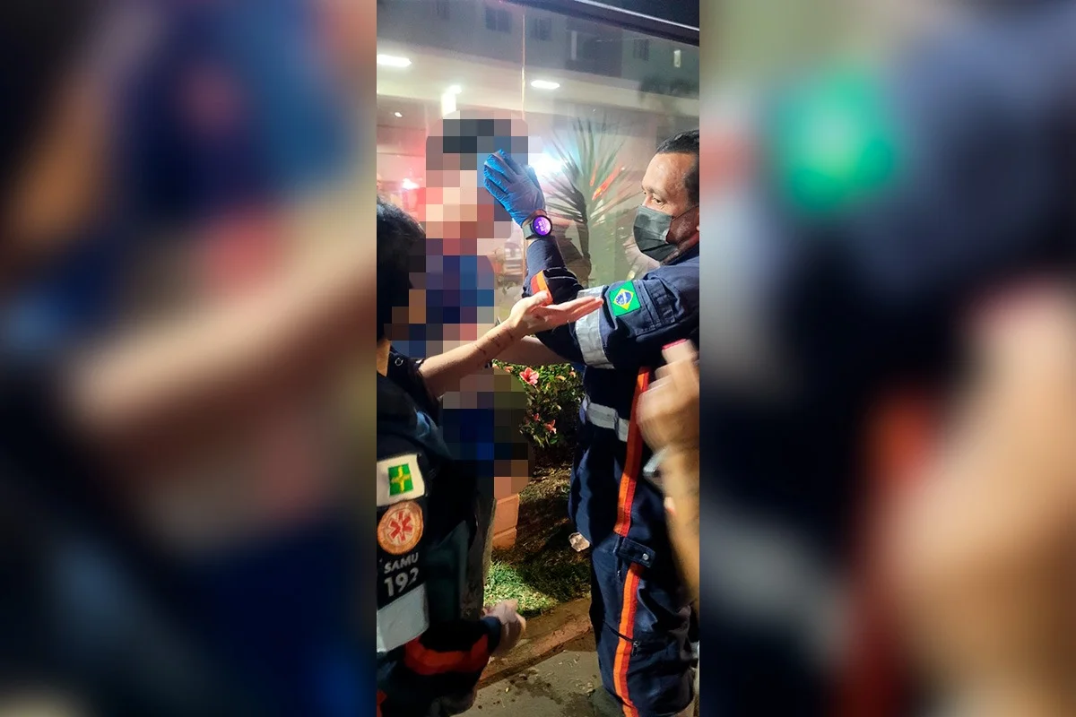 Segundo a família, o rapaz ficou sem conseguir enxergar após a agressão e foi socorrido por pessoas que passavam pela Avenida Castanheiras Segundo a família, o rapaz ficou sem conseguir enxergar após a agressão e foi socorrido por pessoas que passavam pela Avenida Castanheiras
