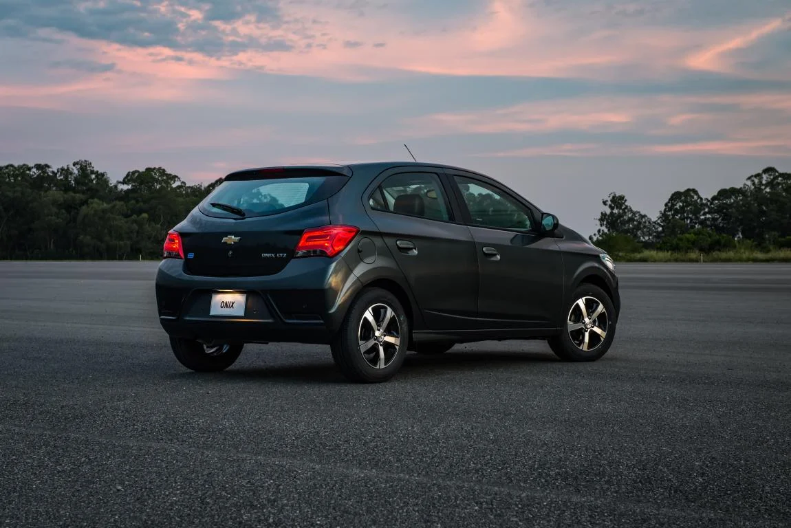 GM apresenta os novos Onix e Prisma. Preços vão até R$ 64.690 - imagem 1 GM apresenta os novos Onix e Prisma. Preços vão até R$ 64.690 - imagem 1