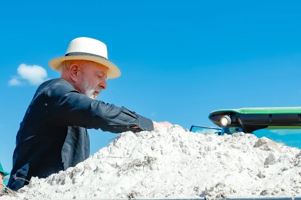 Presidente da República, Luiz Inácio Lula da Silva, durante visita a sítio no assentamento Santo Antônio da Fartura. Campo Verde - MT | Metrópoles