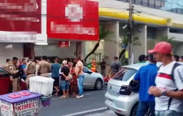Pedestre é baleado após agredir policial a golpes de pá na Bahia