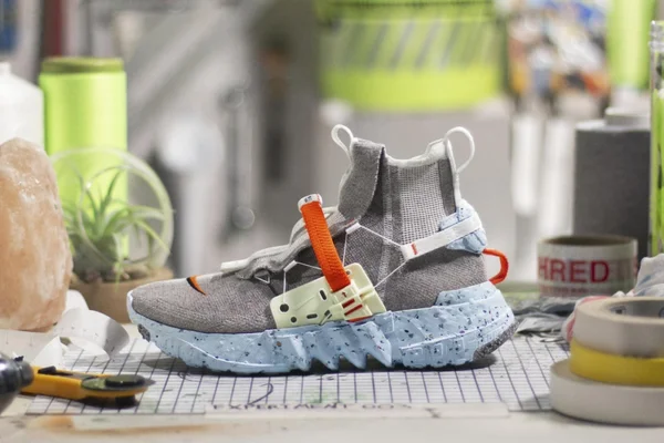 Tênis Space Hippie, da Nike