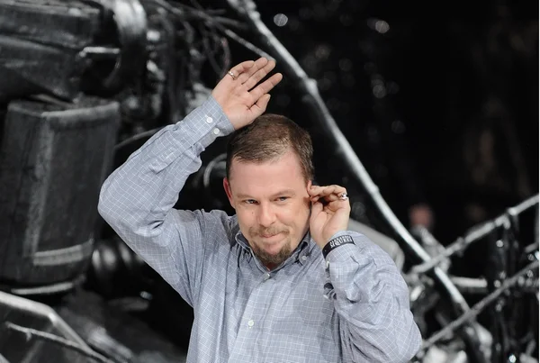História da vida do estilista Alexander McQueen vai virar filme