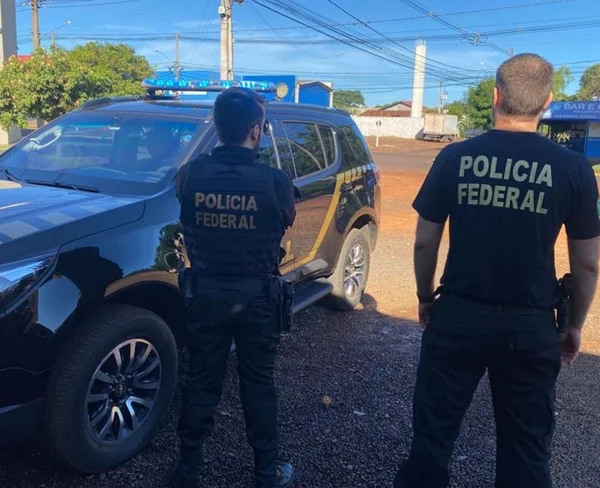 Operação da PF investiga suspeitos de bloquear rodovias federais