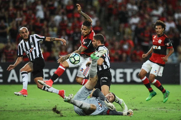 Flamengo e Atlético-MG empatam na abertura do Brasileirão