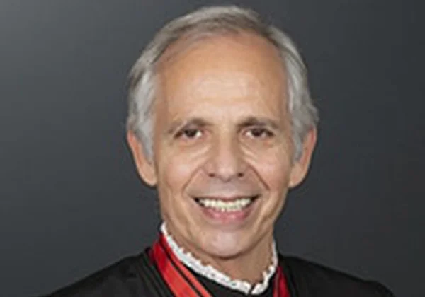 Foto colorida do rosto do desembargador Guilherme Gonçalves Strenger - Metrópoles