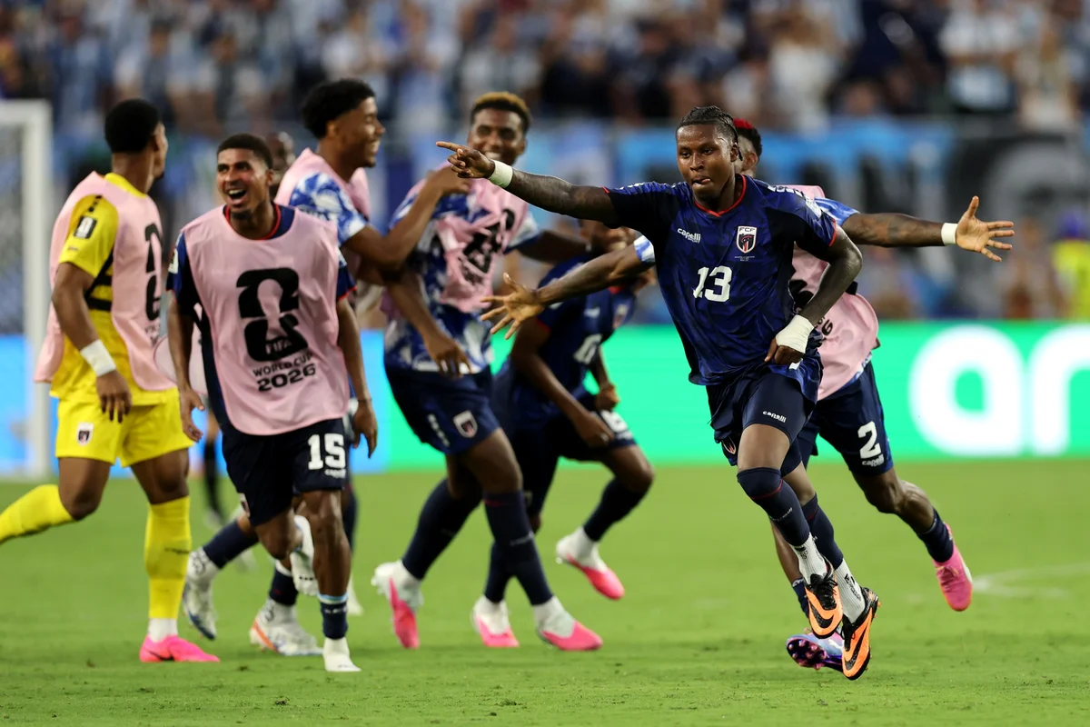 Quem é a mulher com quem jogador de Cabo Verde comemorou gol histórico - imagem 3 Quem é a mulher com quem jogador de Cabo Verde comemorou gol histórico - imagem 3