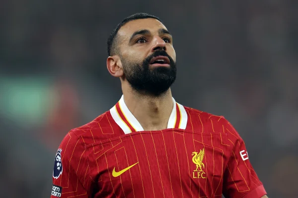 Foto colorida de Mohamed Salah, durante jogo contra o Liverpool, pela Premier League - Metrópoles