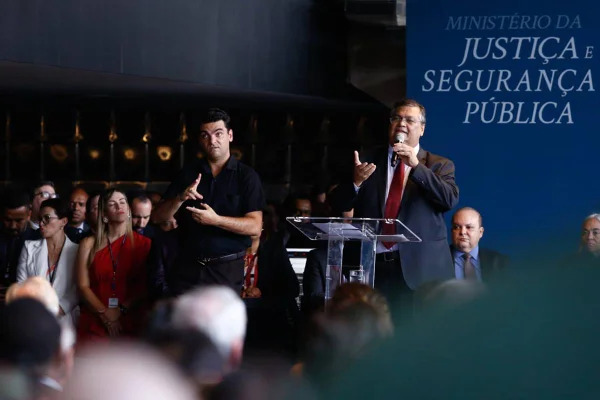 Flávio Dino (PSB) toma posse como ministro da Justiça e Segurança Pública