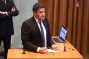 Donizet pede autorização para sair do PL 
