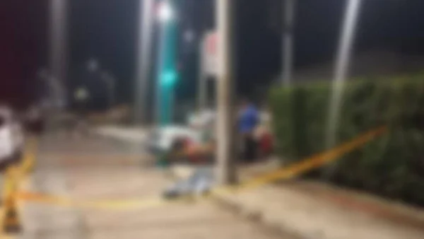 Homem é assassinado a facadas no meio da rua em Itajaí (SC)