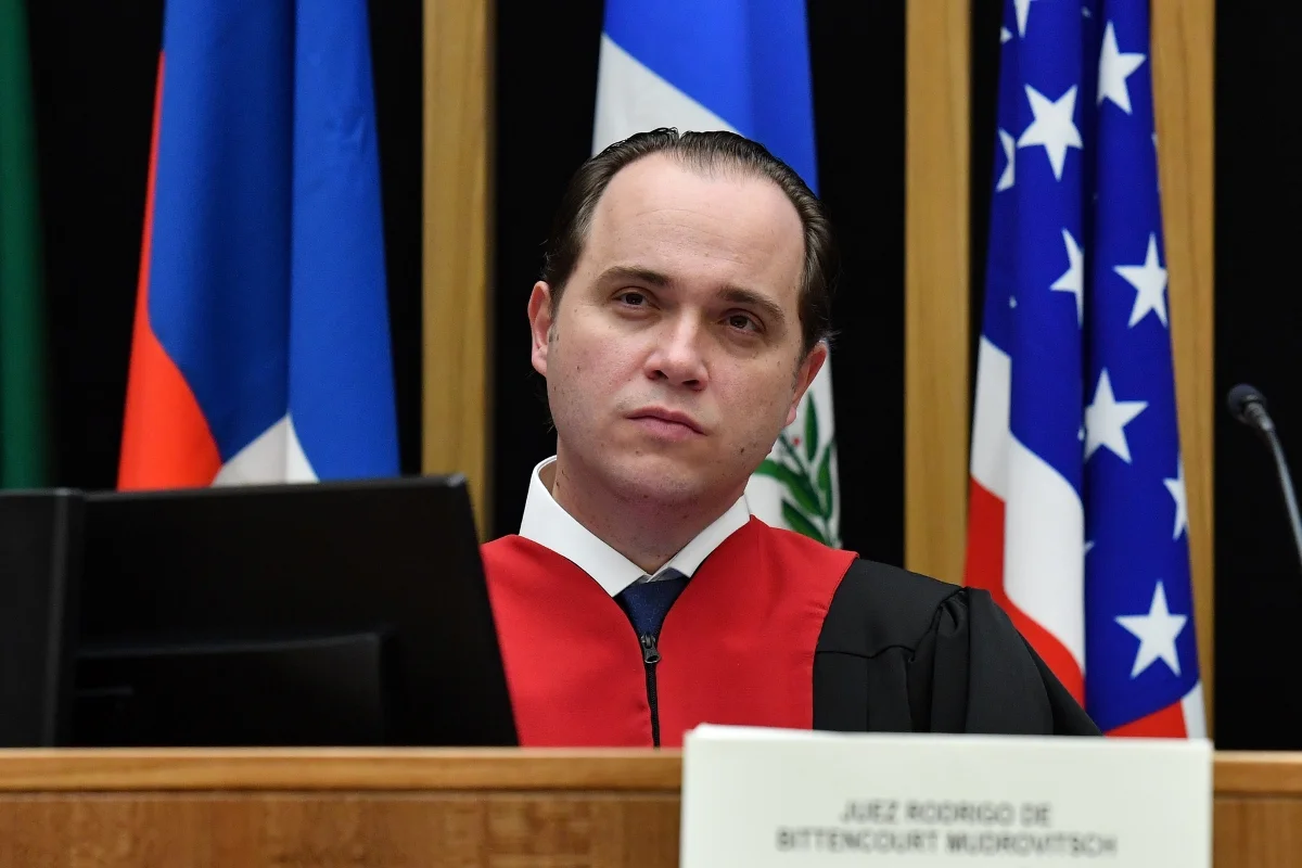 Rodrigo Mudrovitsch Rodrigo Mudrovitsch
